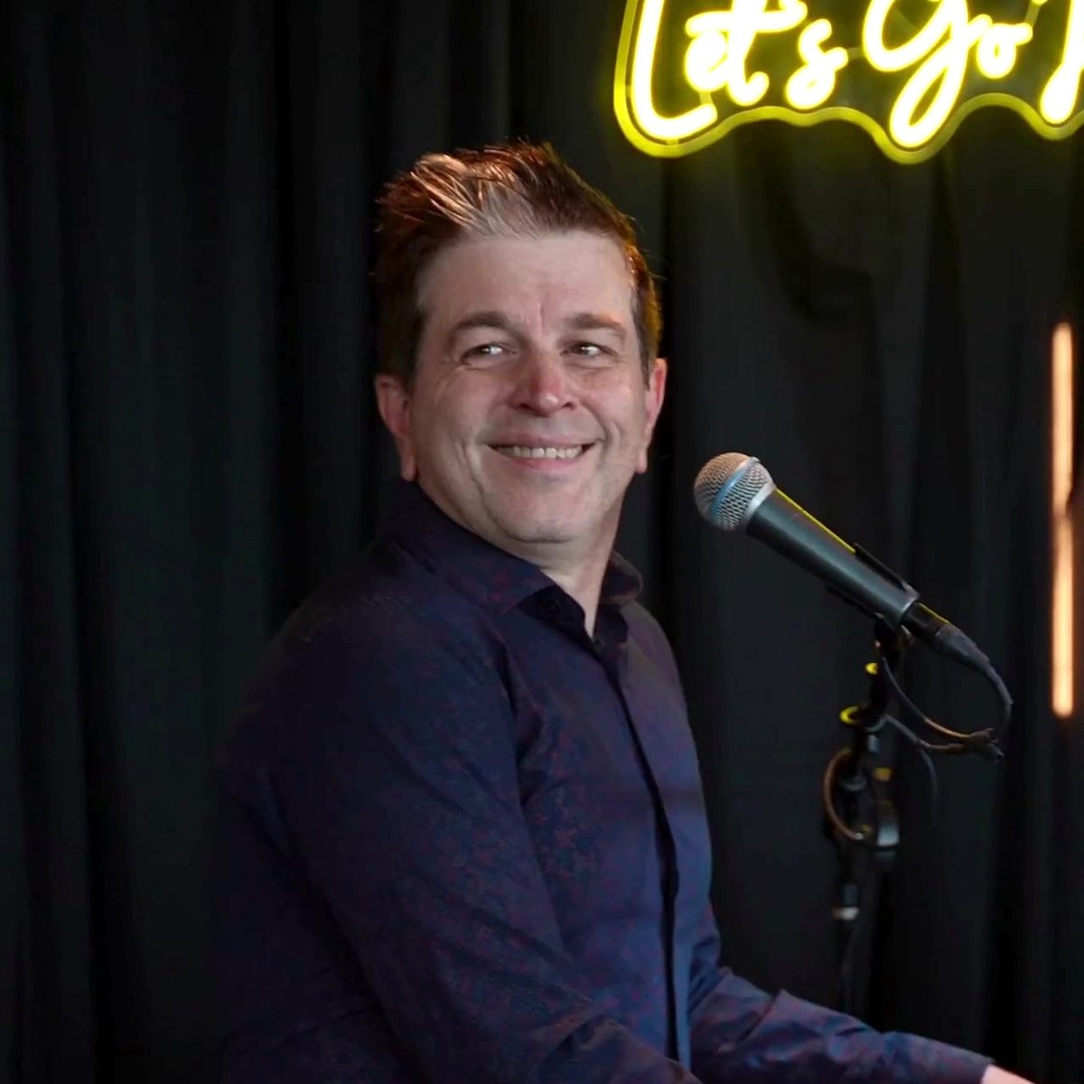 Adam Nelson of Midwest Dueling Pianos