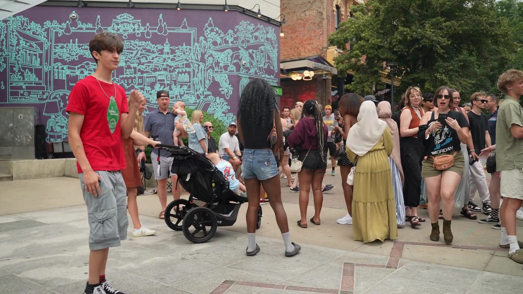 Festival crowd gathered for live entertainment