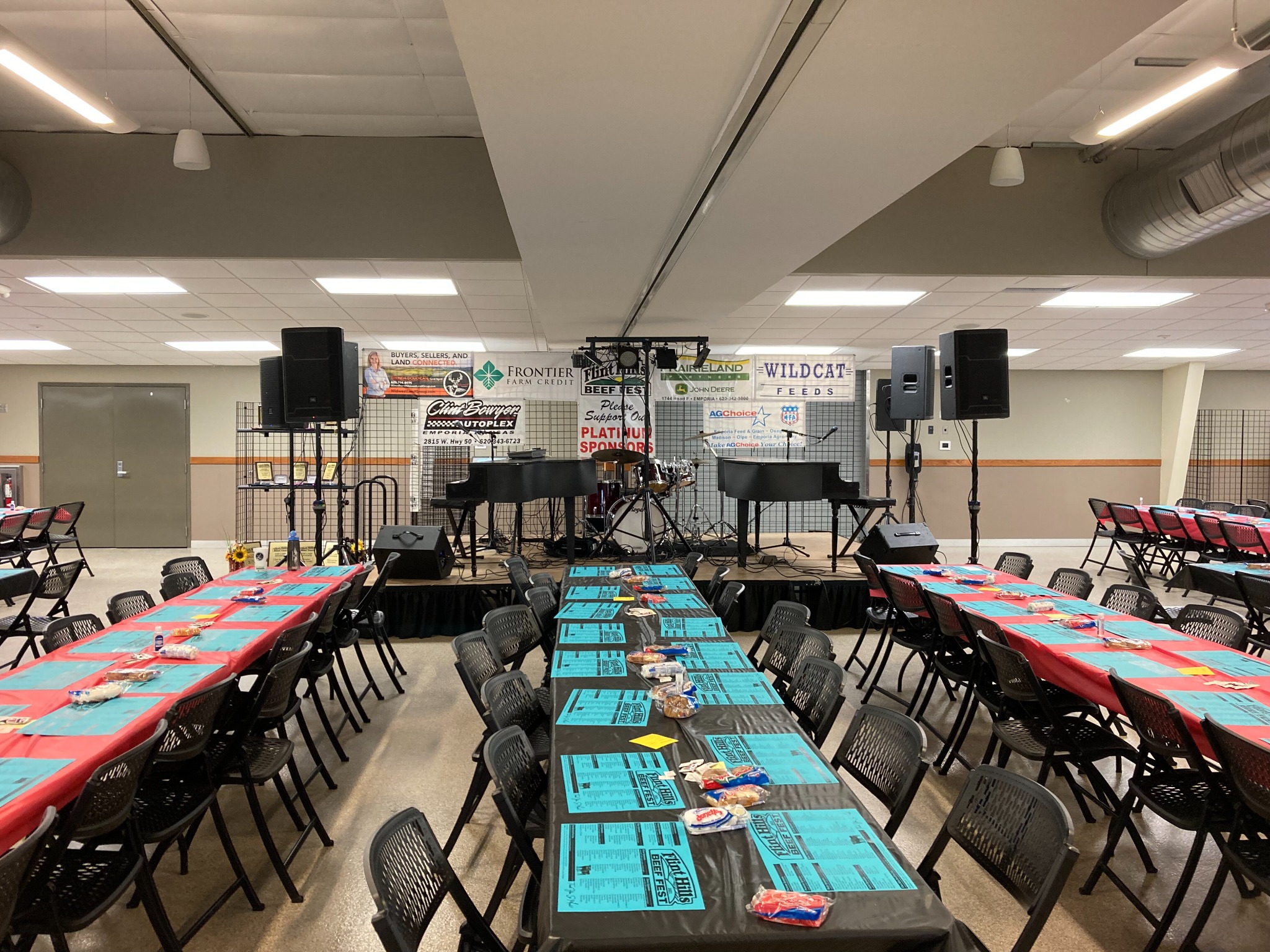 Dueling piano event setup for a fundraiser or gala